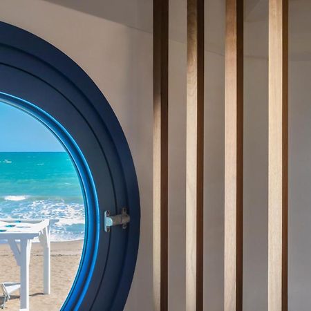 Hotel Lido Degli Scogli Crotone Buitenkant foto